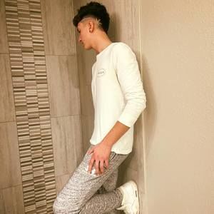 Meet your Posher, Marcus